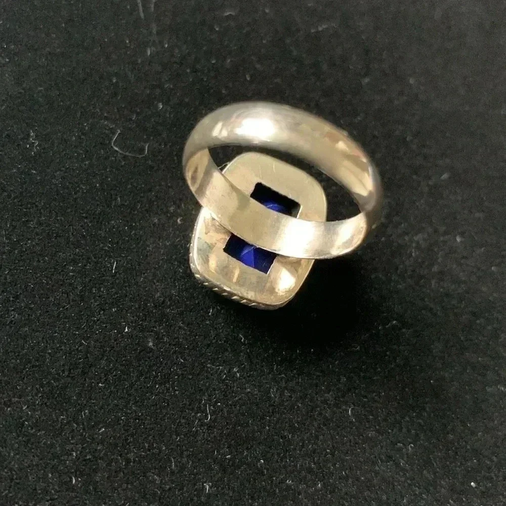 Sterling silver and lapis faceted cabachon ring size 7